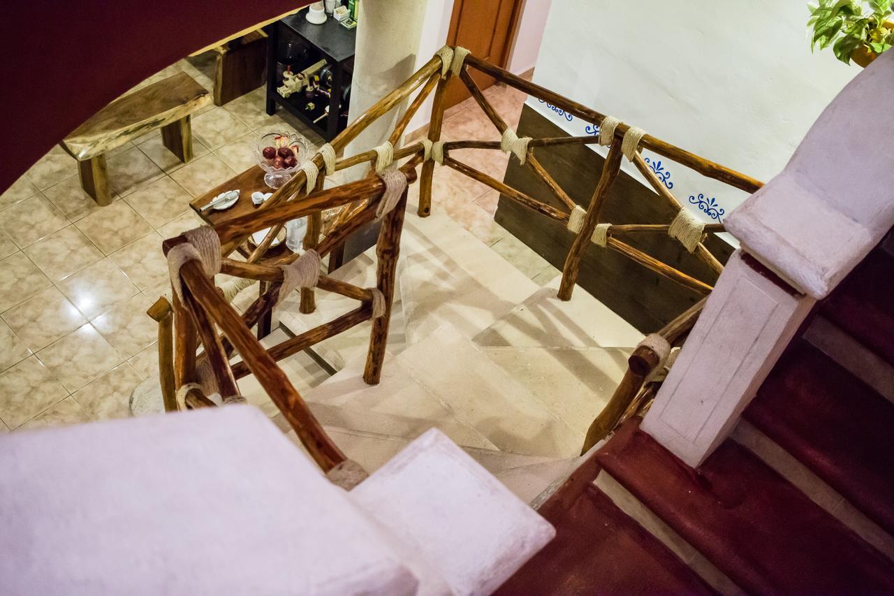 Hotel Real Colonial Valladolid  Extérieur photo