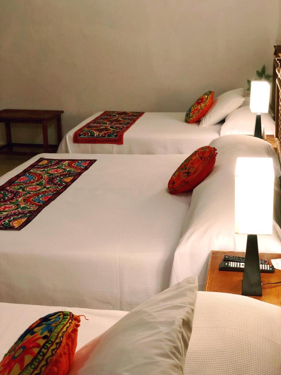 Hotel Real Colonial Valladolid  Extérieur photo